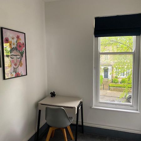 Dragon Parade Apartment Harrogate Kültér fotó